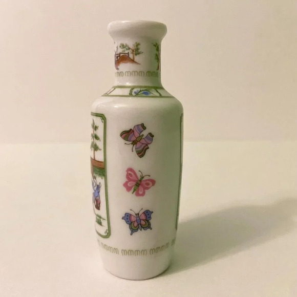 Vintage 1980 Franklin Mint Miniature Doll House Vase Geisha Butterfly Japan - Picture 2 of 9